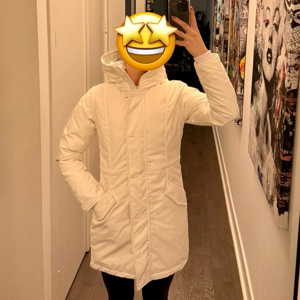 BRAND NEW NEVER WORN CANADA GOOSE PARKA